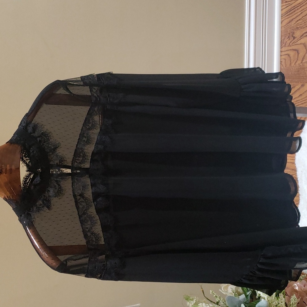 NWOT XXL black blouse